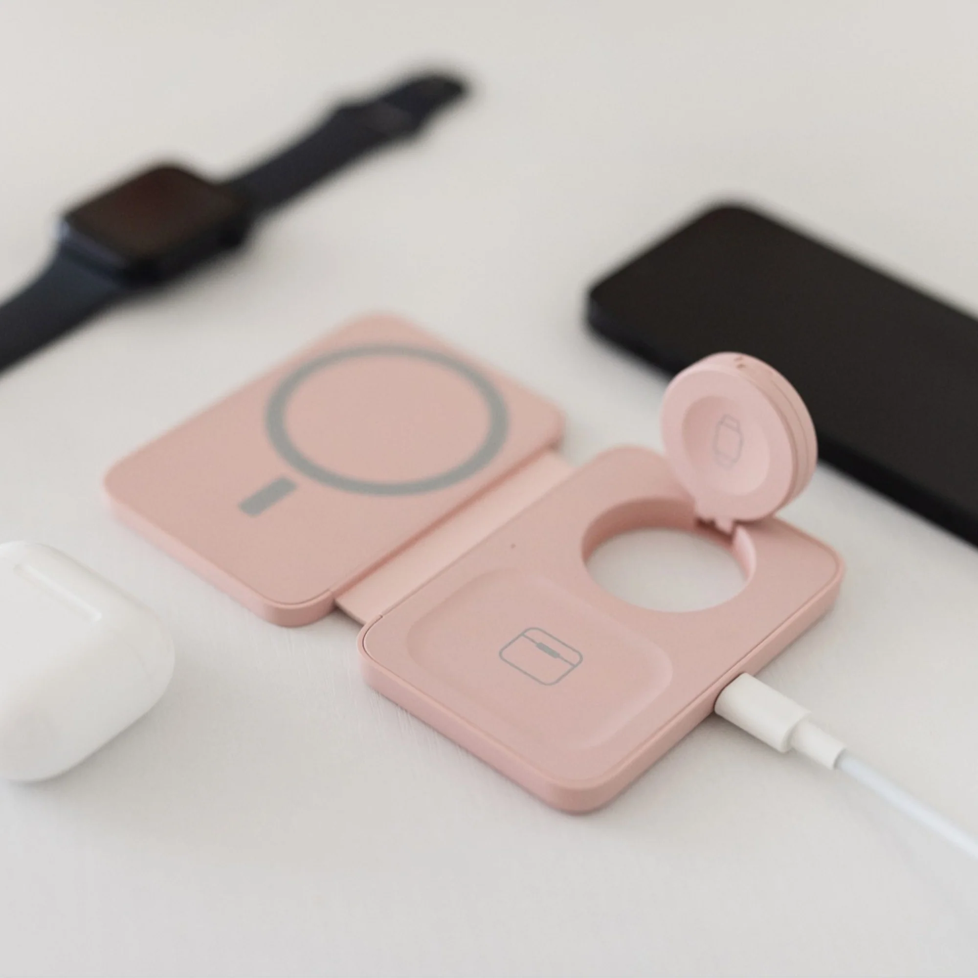 Apollo 3-in-1 Apple Charger - Image 27