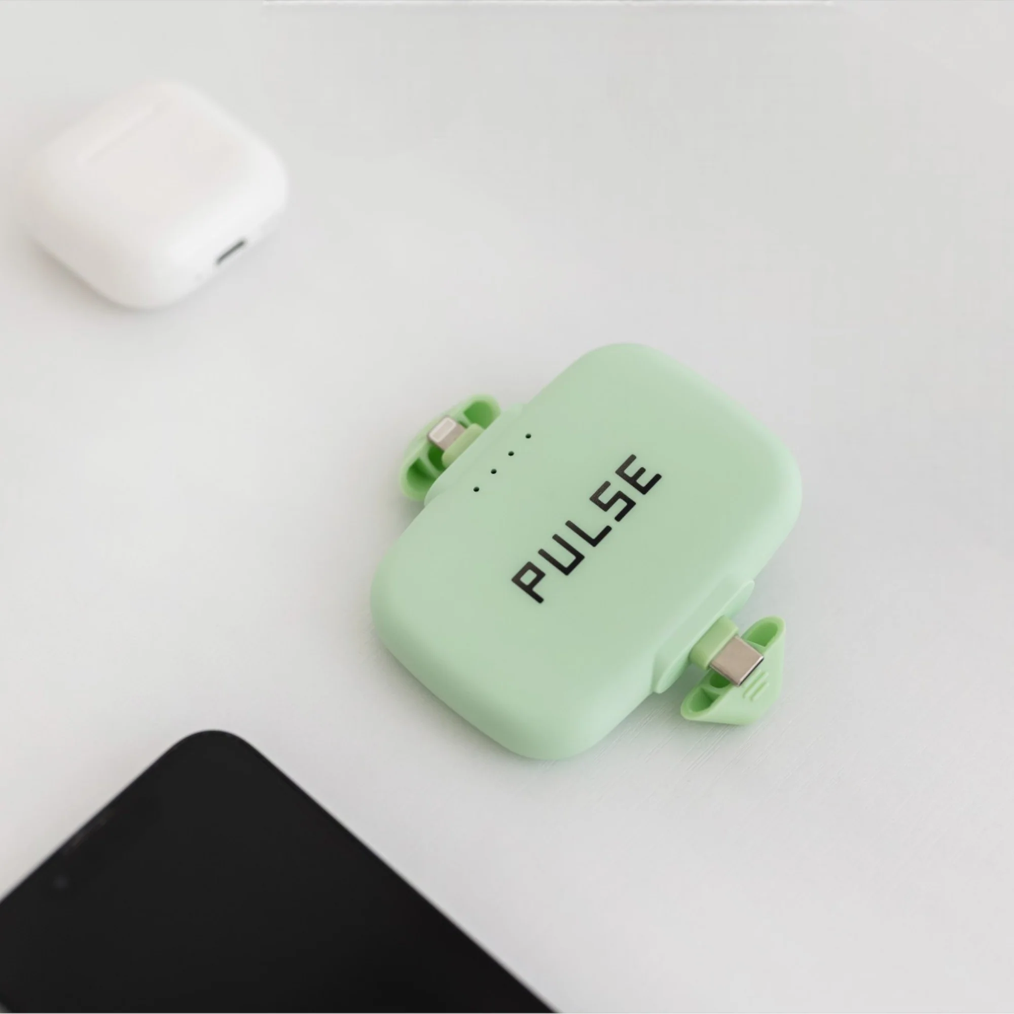 Duo Pack - Venus Portable Universal Chargers - Image 19