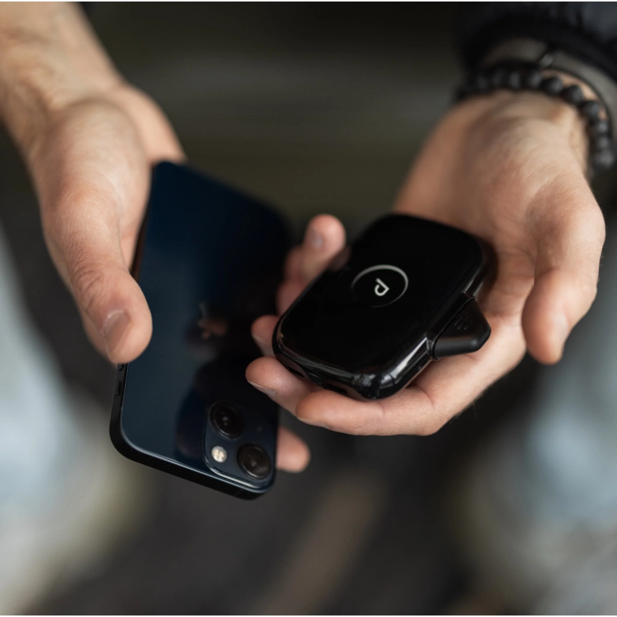 Family Pack - Gravity ANDROID & iPHONE 15 Portable Chargers - Image 9