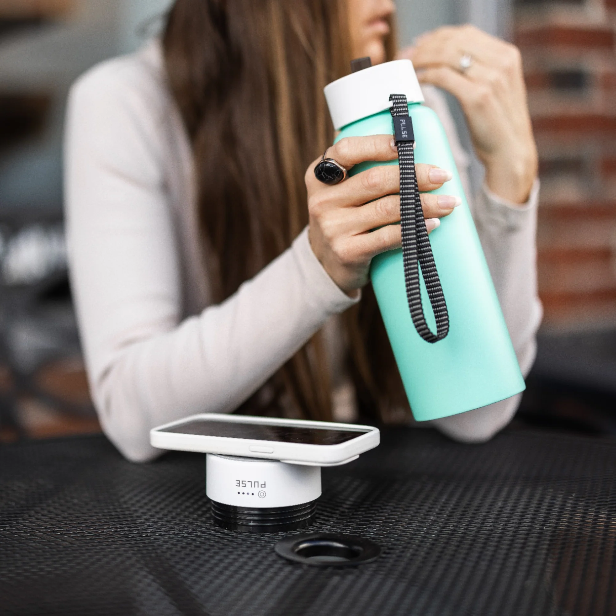 HydroPower Insulated Wireless Charging Bottle - Image 27