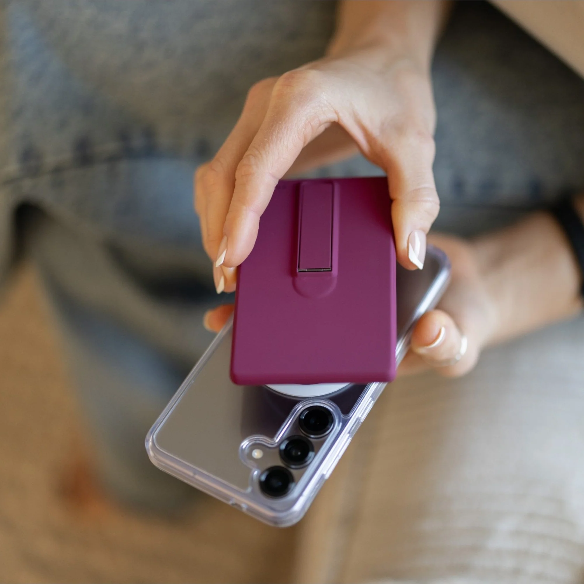 Infinity Magnetic Wireless Charger - Image 128
