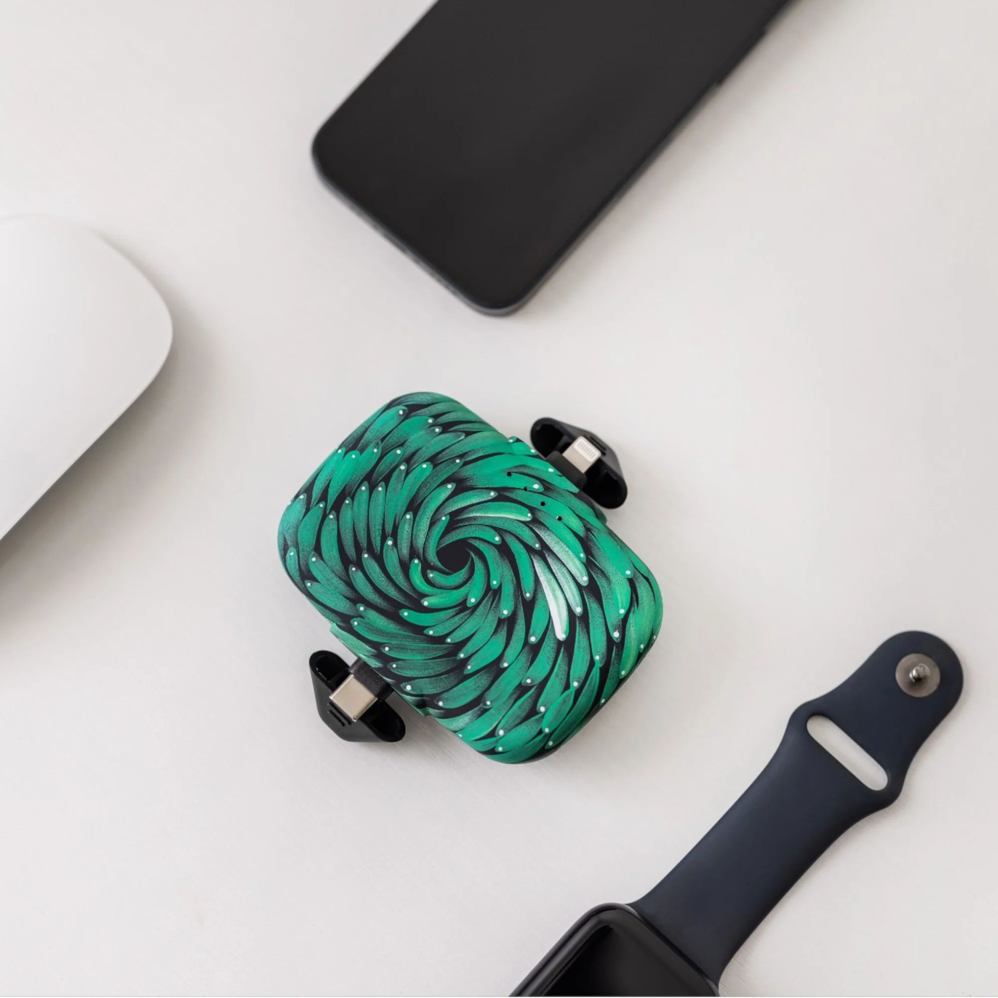 Venus Portable Universal Charger - Image 41